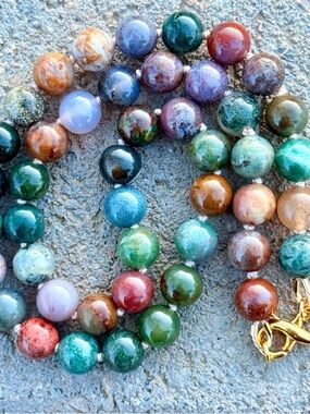 NWT Colorful Gemstone Indian Agate Choker